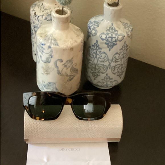 Brand new jimmy choo Havana sunglasses Tortoise shell frames w/ green lenses. - Picture 5 of 15